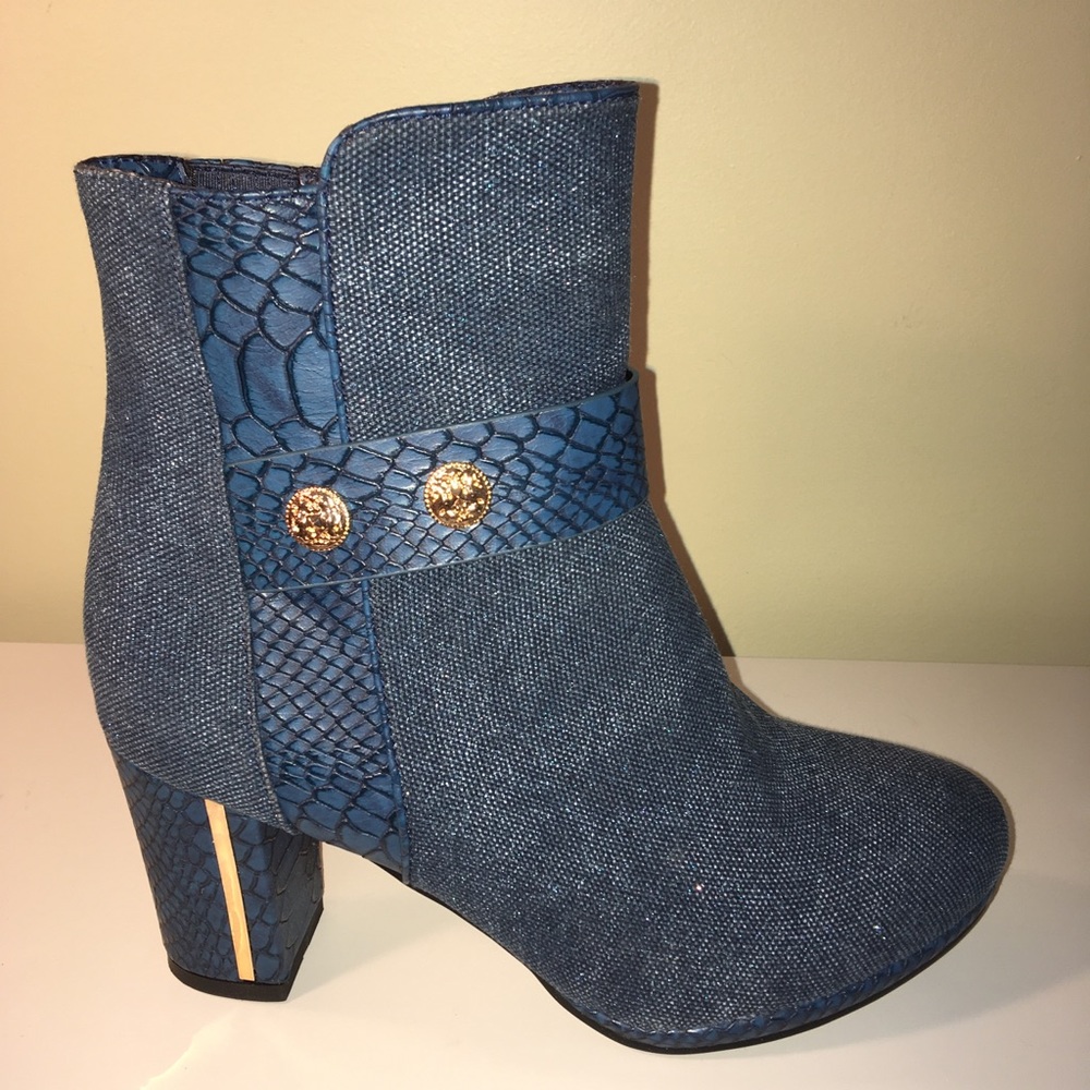 Ankle boots denim blue new